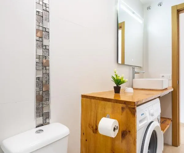 With Sea View Lägenhet