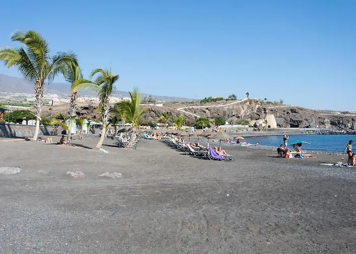 With Sea View Apartman *