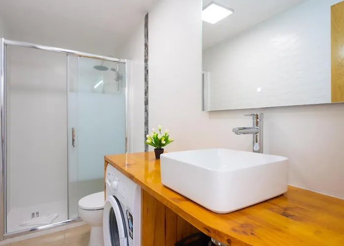 With Sea View Apartmán *